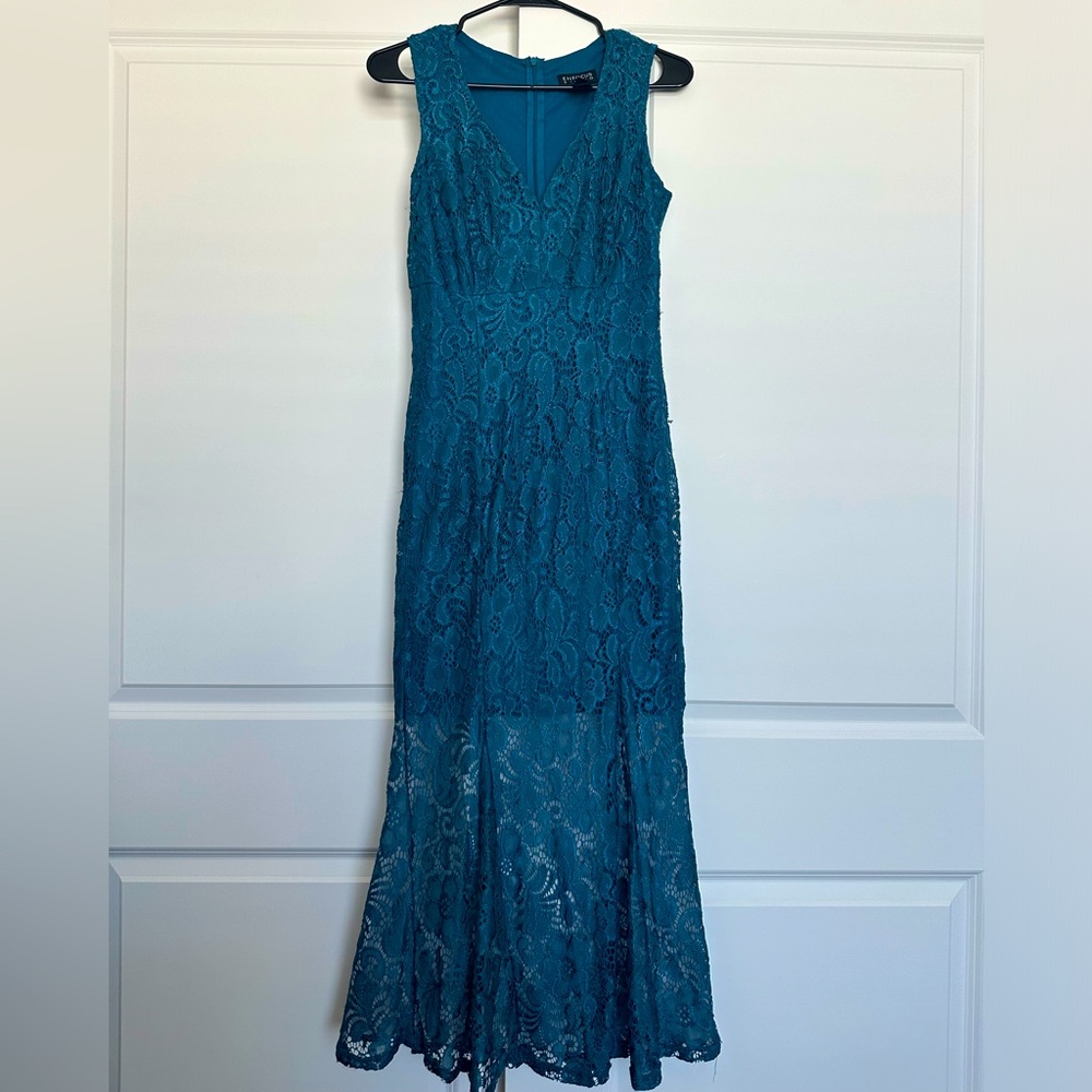 ENFOCUS Studio Lace Long Dress